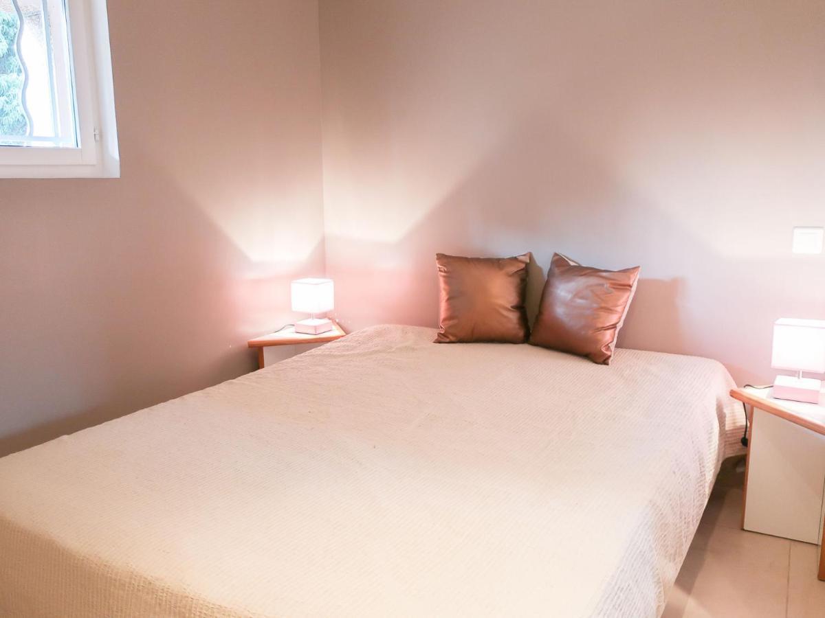Les Deux Voiles-1 By Interhome Apartment